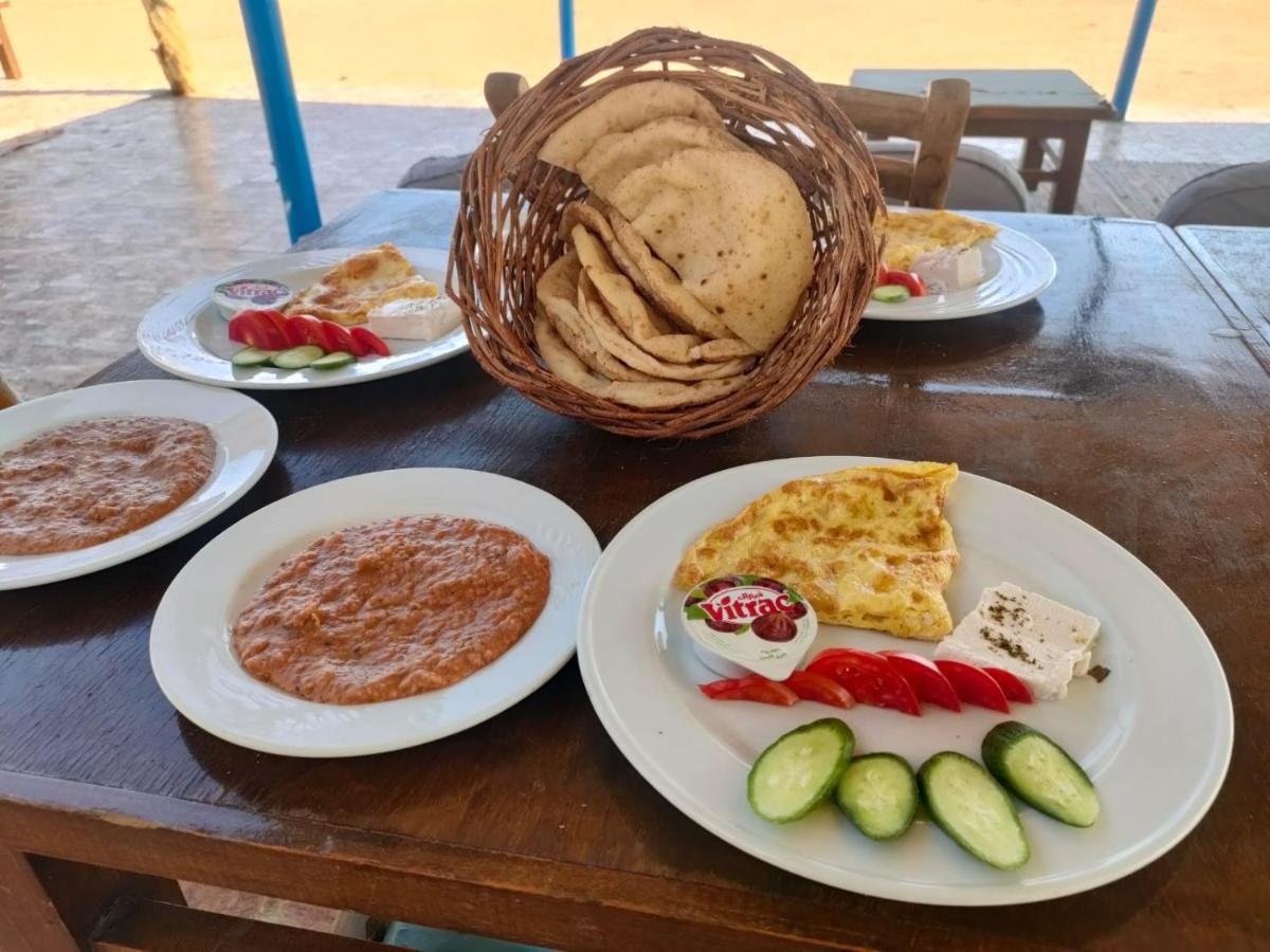 Nuweiba Oasis Hotel Buitenkant foto
