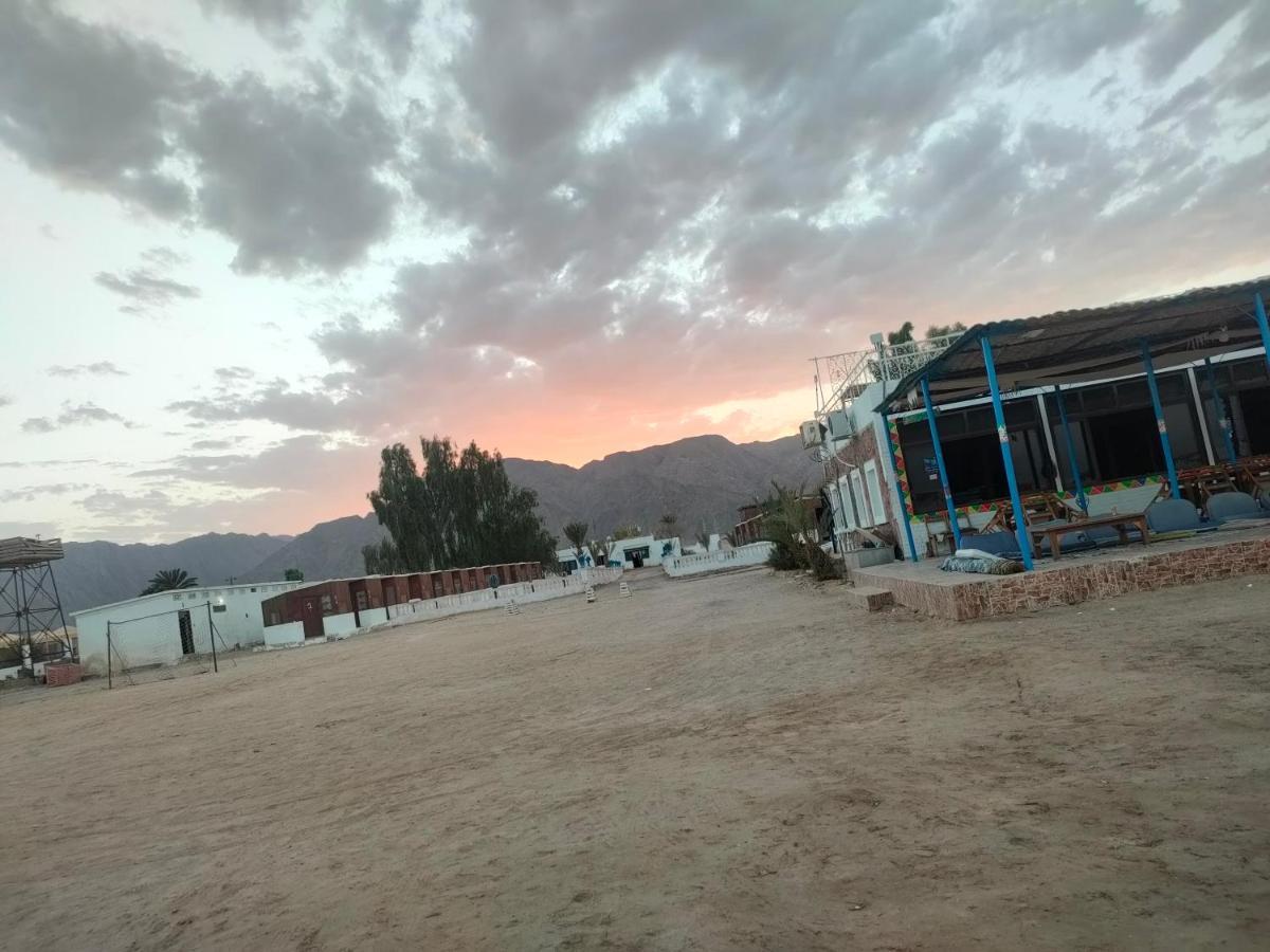 Nuweiba Oasis Hotel Buitenkant foto